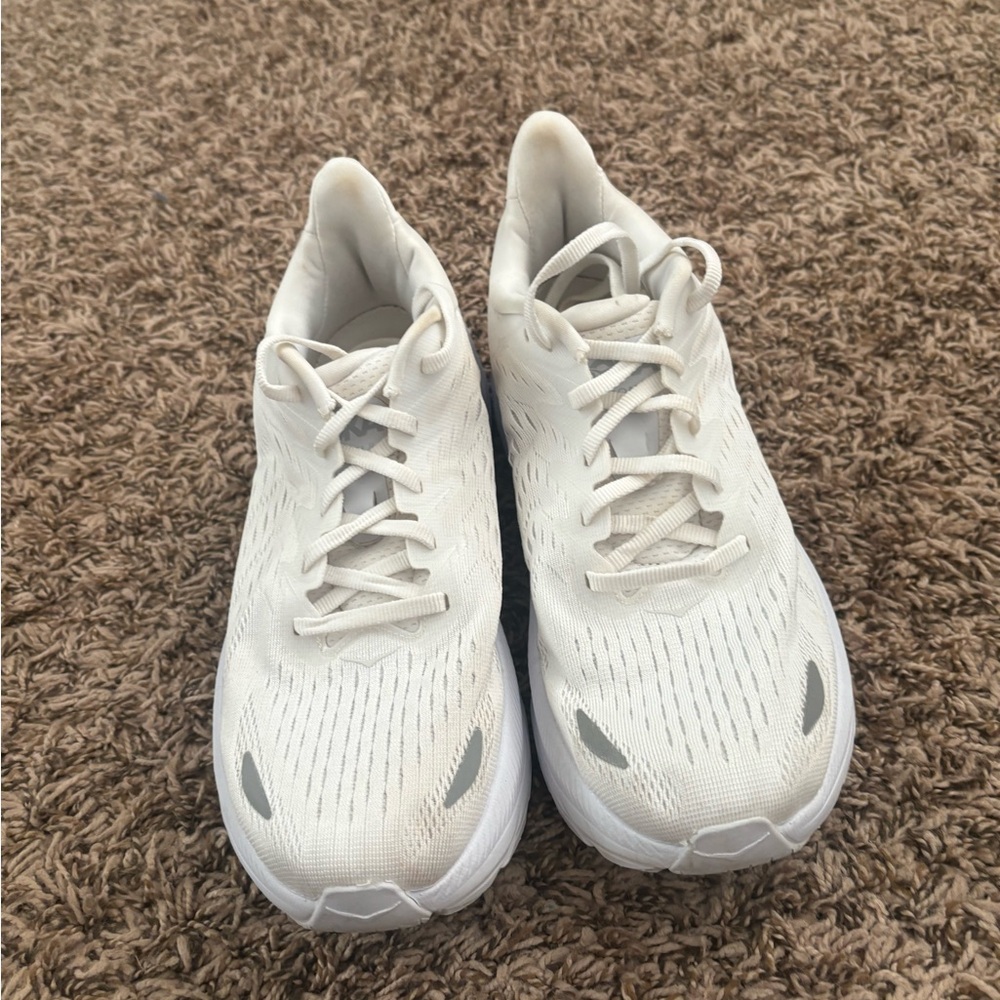 Women’s hokas